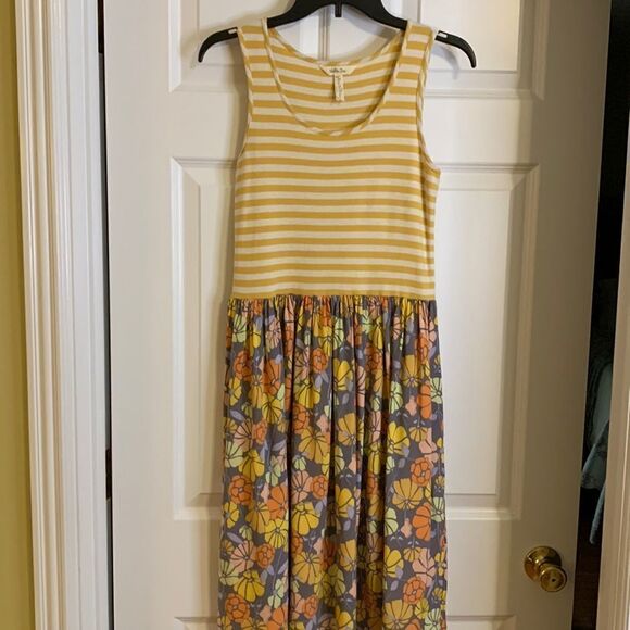 Matilda Jane Sz small sleeveless dress.  Perfect for fall season w/denim jacket - Picture 1 of 10